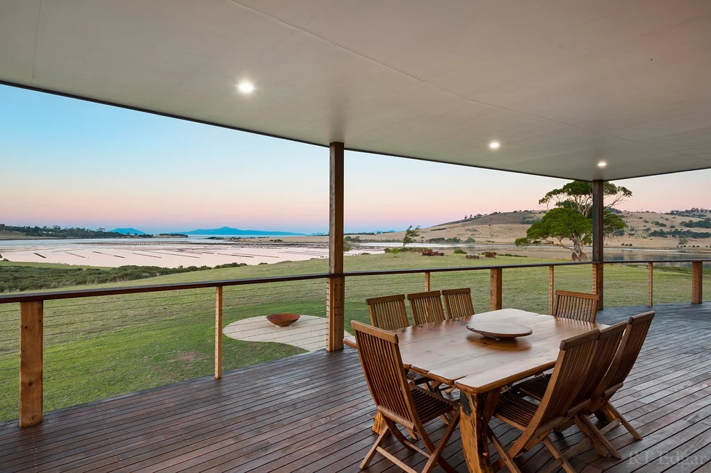 Little Swanport  Private Island with Luxurious Bespoke Accommodation