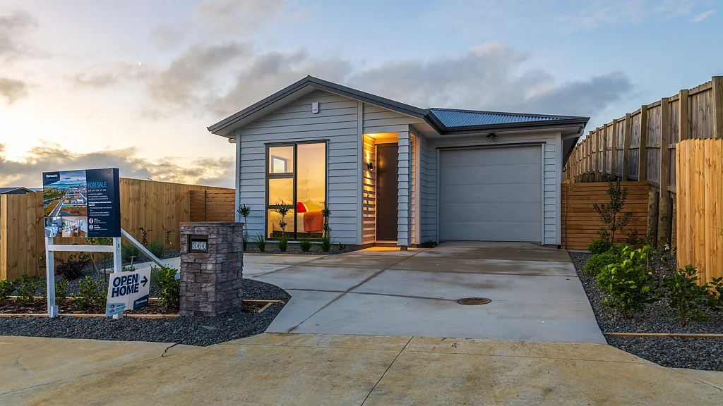 144 Ninth View Avenue, Beachlands, Manukau City, Auckland