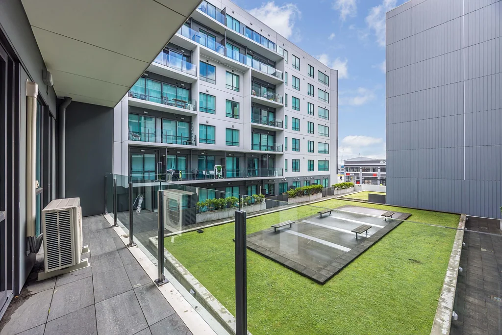 Auckland Central 3 Bedroom As Big as it gets in The Docks