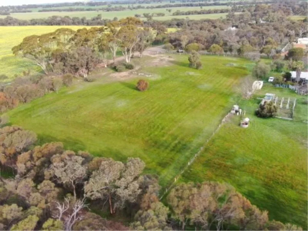 4 Carlton  Street, Woodanilling, WA 6316