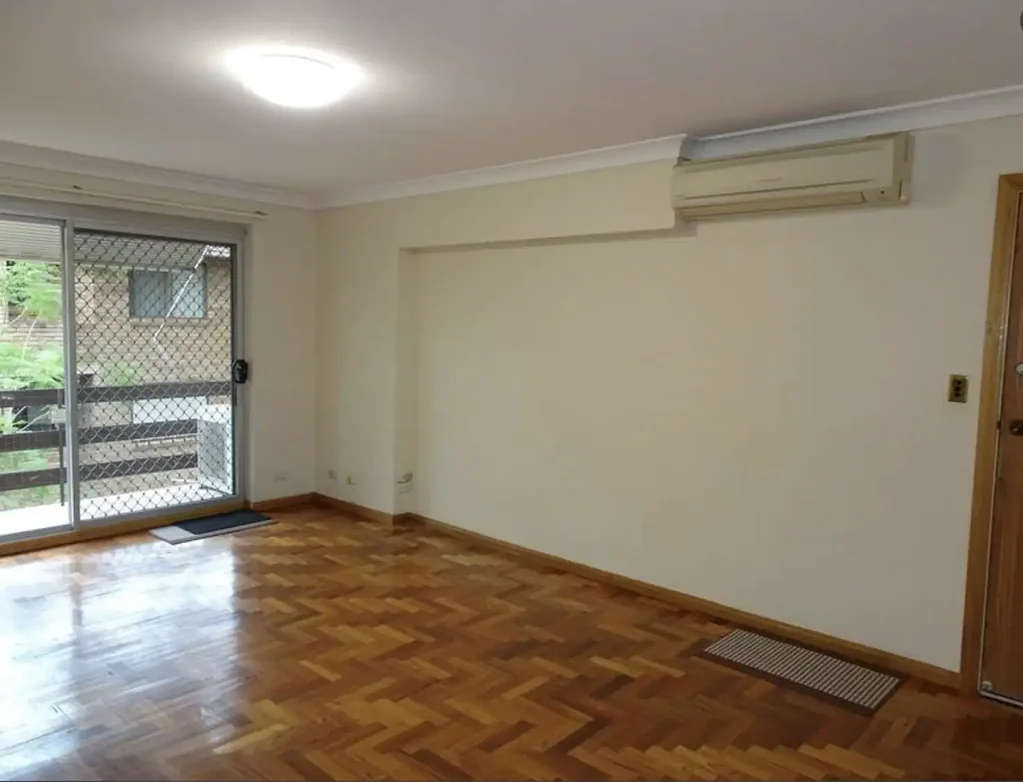 Two Bedroom - Hard Floors Throughout -First level