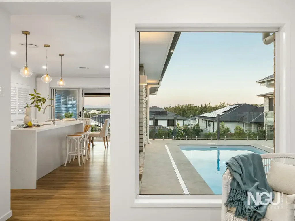 45 Bemina Crescent, Spring Mountain, QLD 4300
