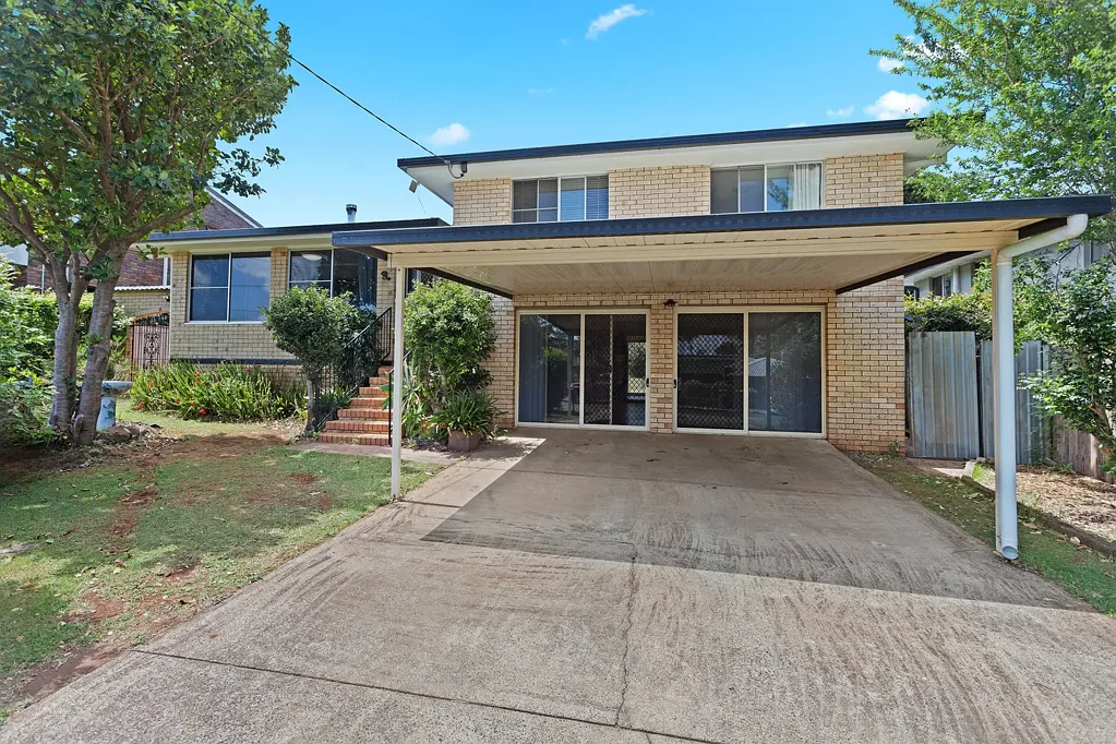 12 Heathwood Street, Rangeville, QLD 4350