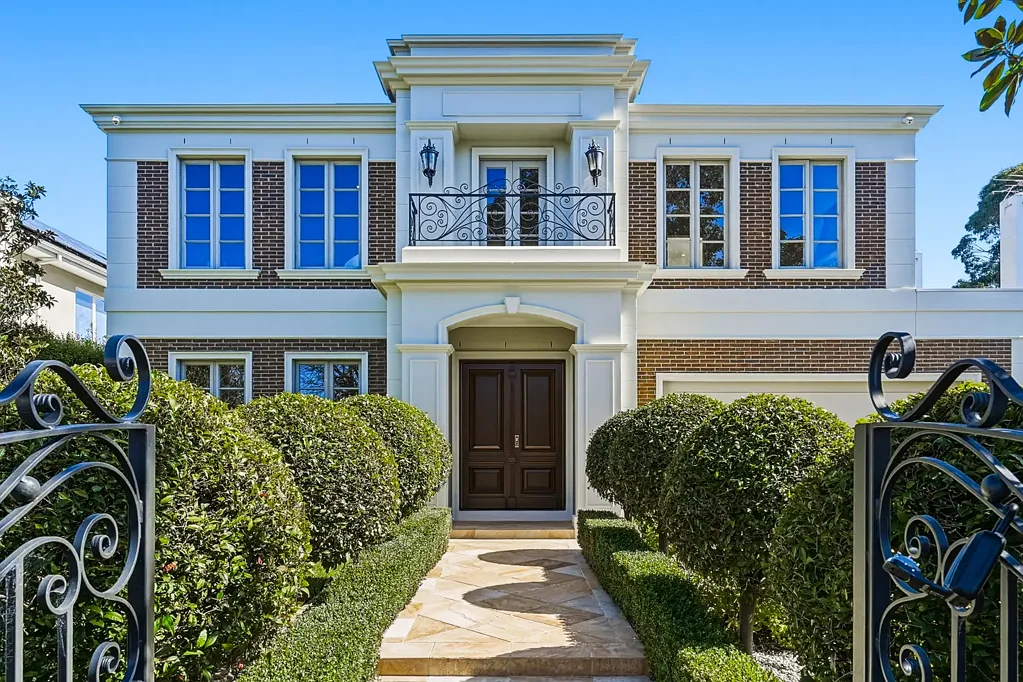 Camberwell 5બેડરૂમ Ravida Built Elegance in a Coveted Camberwell Setting