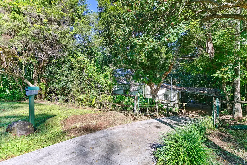 50 Pine Grove Road, Woombye, QLD 4559