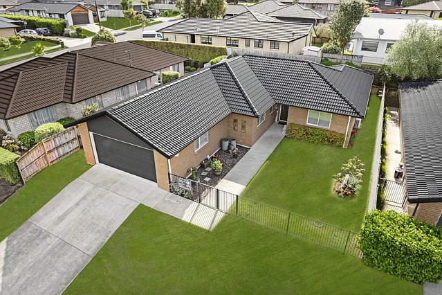 8 Mark Ball Drive, Pokeno, Franklin
