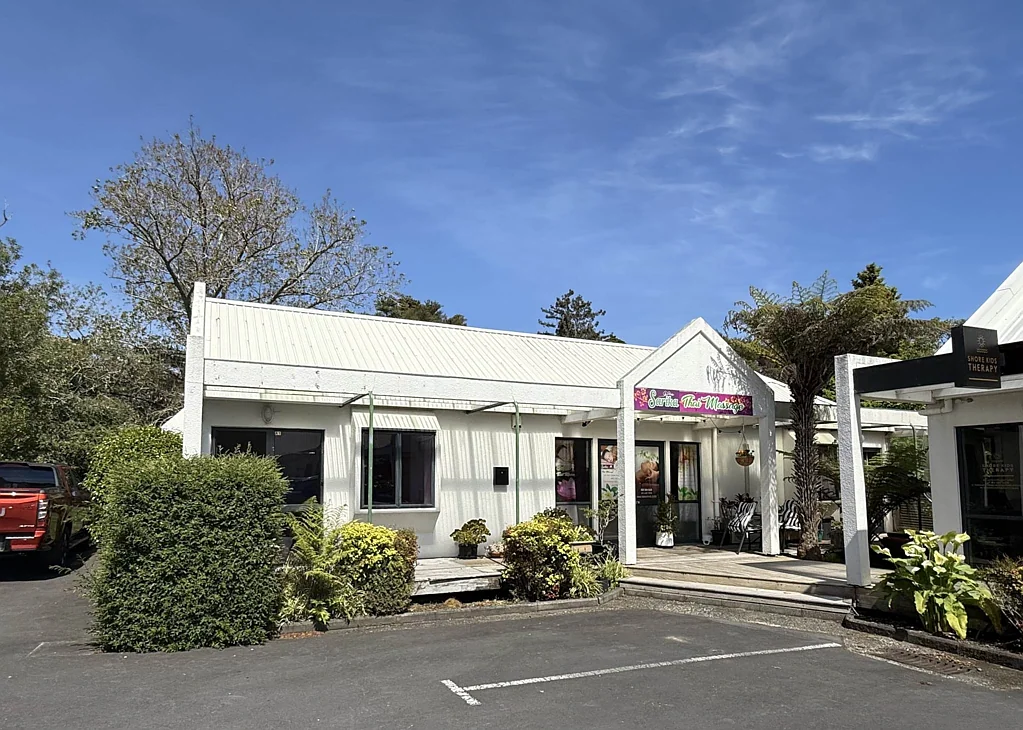 Albany 30M² CHARACTER OFFICE IN CENTRAL ALBANY