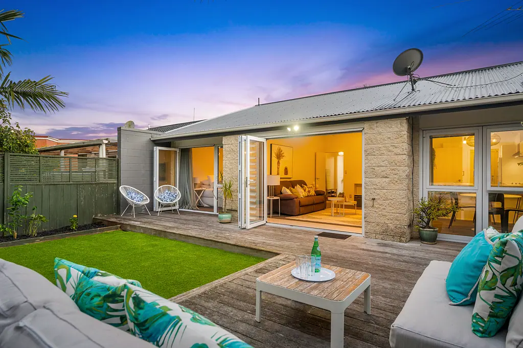 2/40 James Evans Drive, Northcote, North Shore City, Auckland