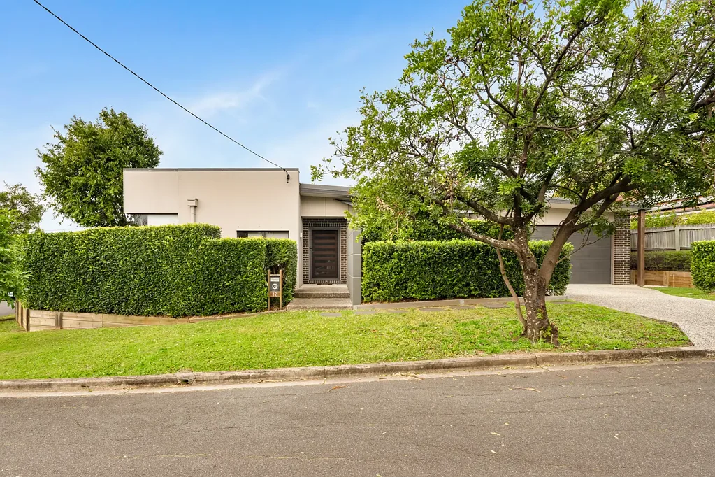 Zillmere 4 Bedroom Modern Family Living on a Prime Corner Block