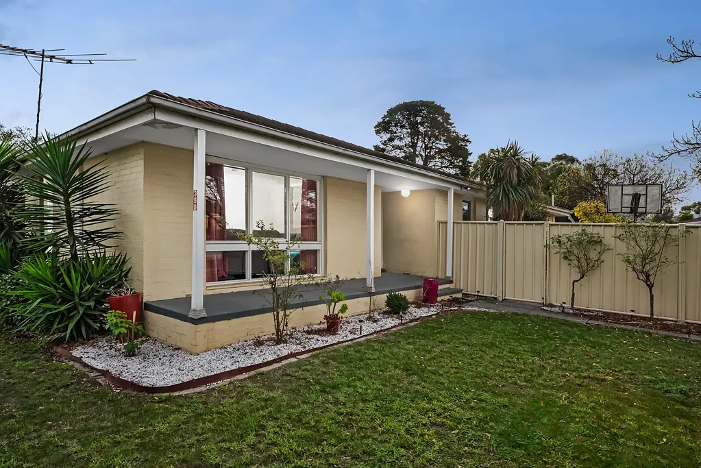 Sunbury 4غرفة نوم Large Corner Allotment 651m2