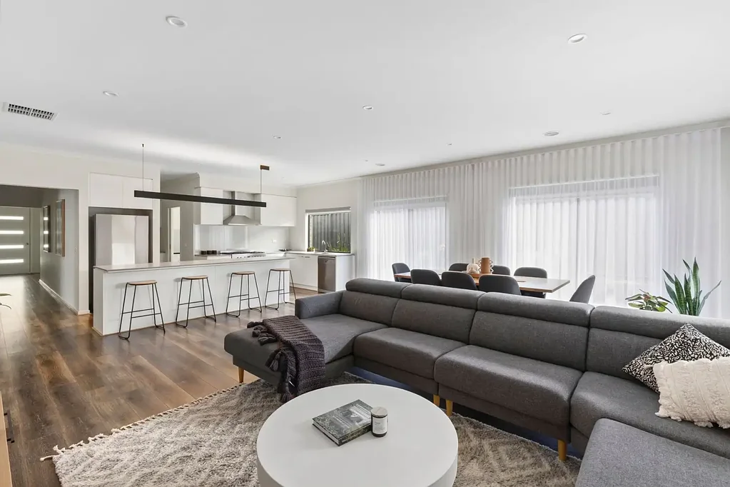 Armstrong Creek 4房  A Statement of Modern Comfort & Family Functionality