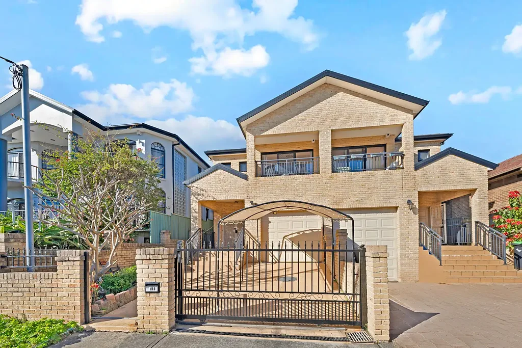 11 Vine Street, Hurstville, NSW 2220