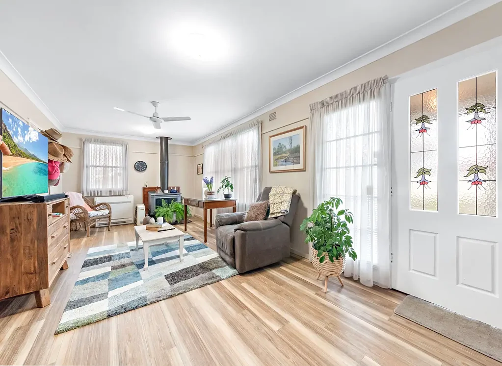 Tenterfield 3Zimmer A Solid Investment in a Convenient Location