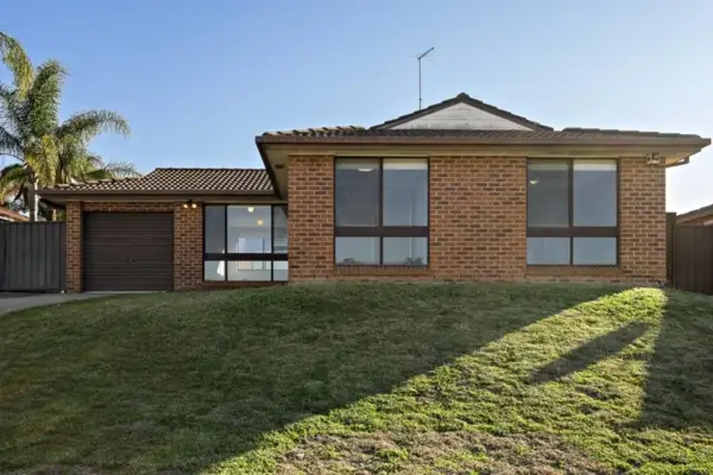 Spacious Family Home in the Heart of Erskine Park