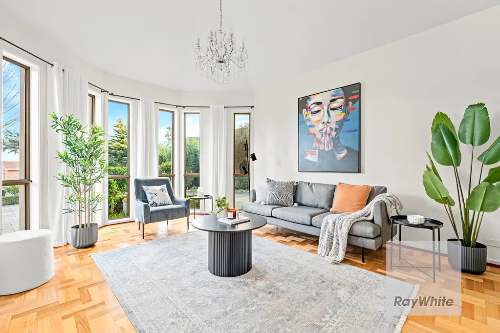 4 Pareira Court, Mill Park, VIC 3082