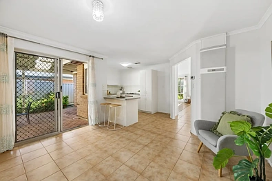 17 Chamberlain Drive, Christie Downs, SA 5164, 4 Bedrooms, 2 Bathrooms, House