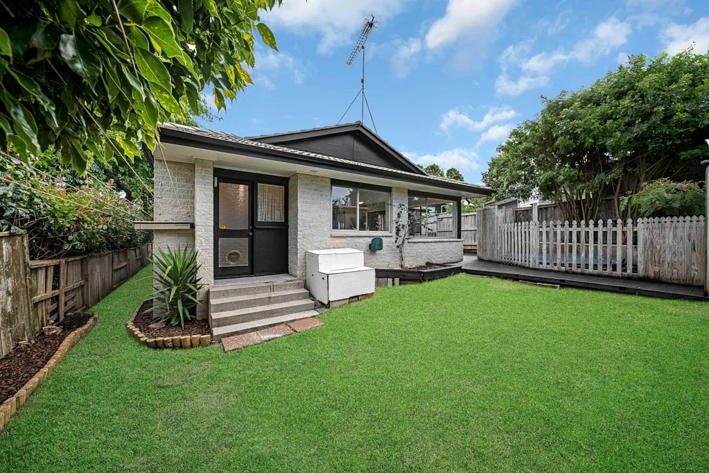10 Regia Close, Half Moon Bay, Manukau City