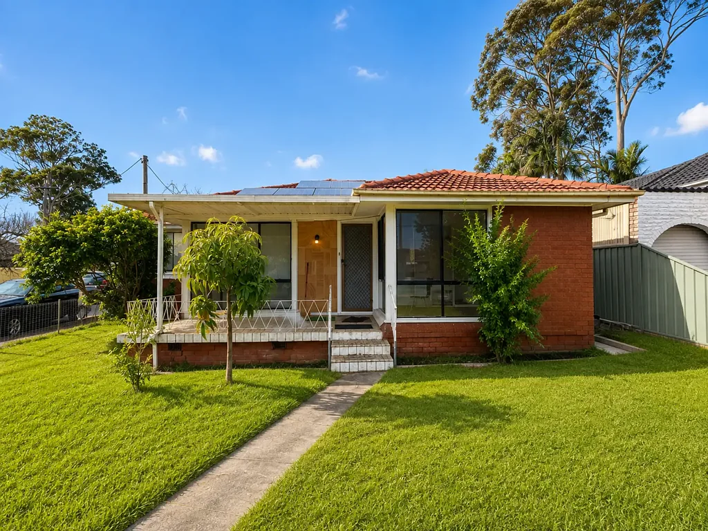 Newly Renovated 3-Bedroom Home In Canley Heights