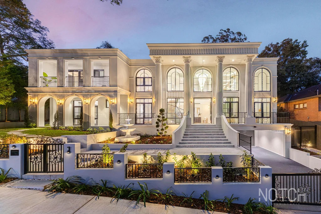 Lindfield 5कमरा Classical opulence, statement brand new home