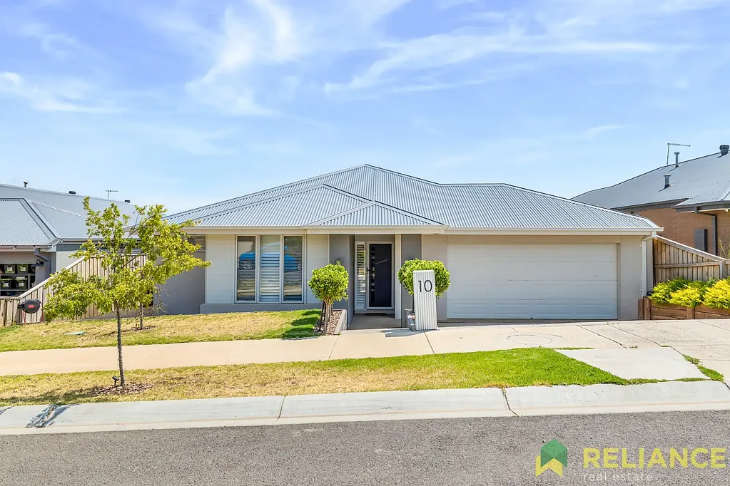 10 Knight Street, Maddingley, VIC 3340