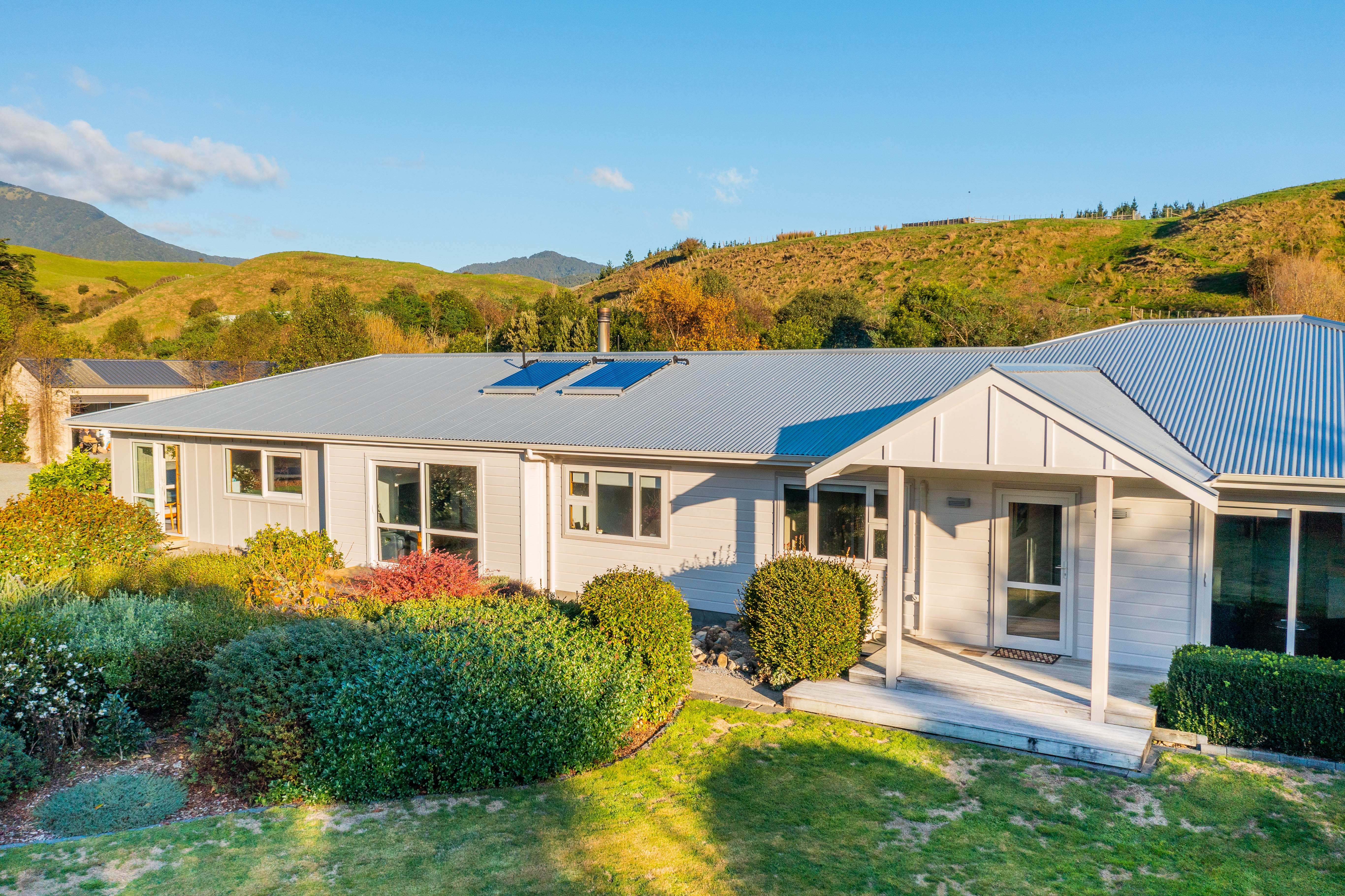 90 Ngatiawa Road, Waikanae, Kapiti Coast, 5 ห้องนอน, 0 ห้องน้ำ