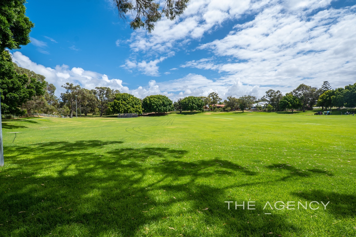 91 CLONTARF ST, SORRENTO WA 6020, 0 habitaciones, 0 baños, House