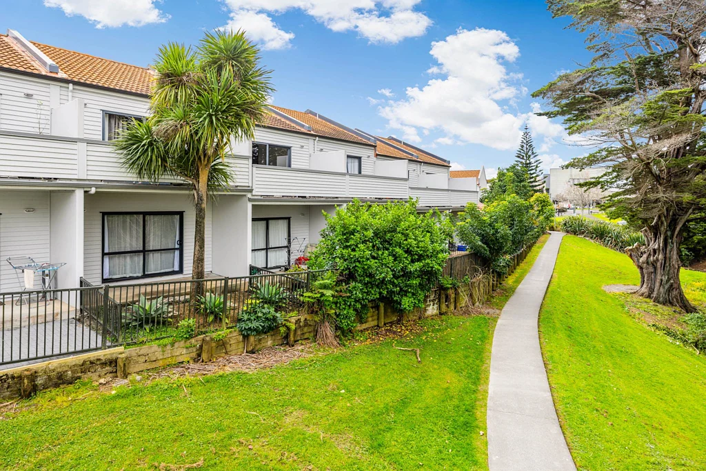 East Tamaki 1房  Garden Apartment Living Walk to Botany Town Centre