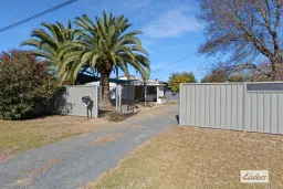 106 CLARKE ST, Howlong