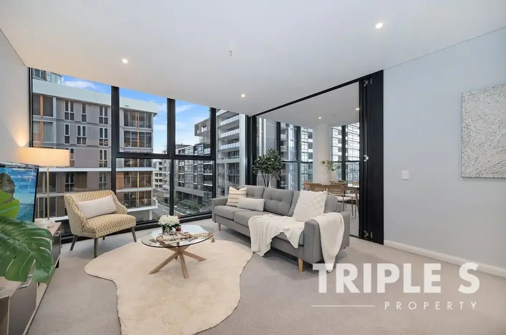 Cozy Two Bedroom Apartment For Lease!