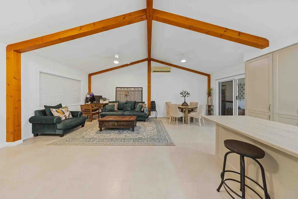 Bauple 4 Bedroom "A Private Acreage Escape"