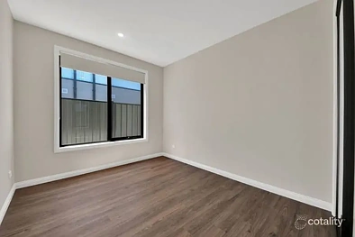 92 Farm Crescent, Donnybrook, VIC 3064, 4房, 2浴, House
