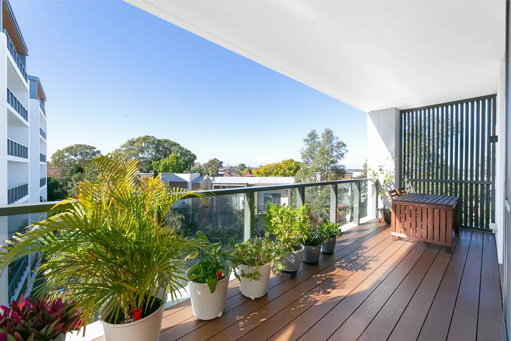 Application & Deposit Received - More Properties Needed