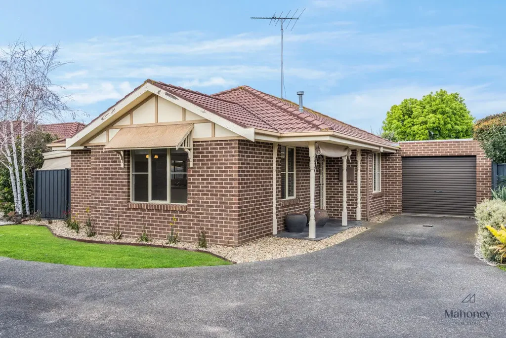 Whittington 2Zimmer Effortless Living, Central Convenience