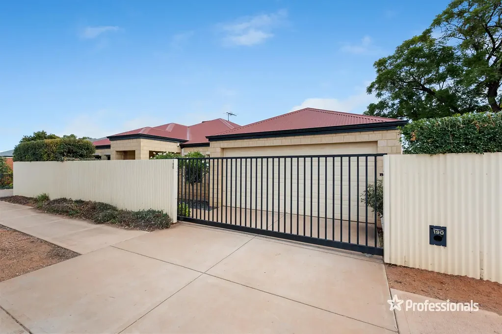190 Bourke Street, West Lamington, WA 6430