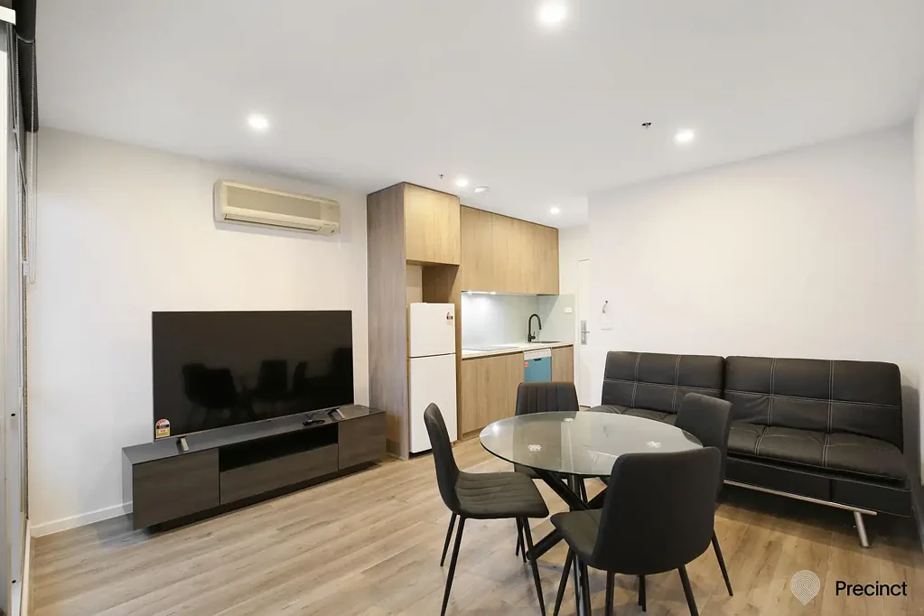 Renovated Large Studio close to CBD