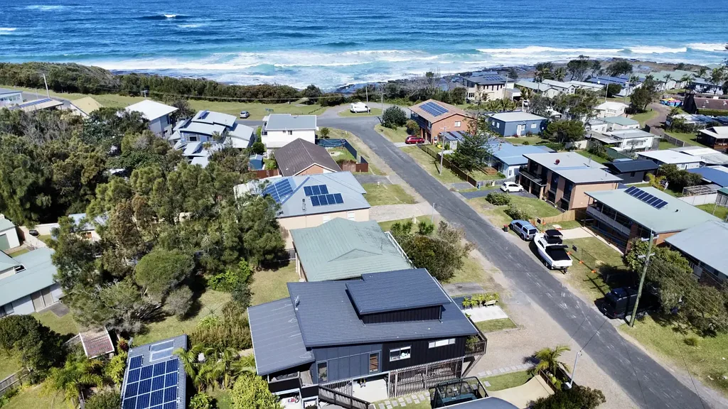 Berrara 5Zimmer 4-Bedroom Coastal Home with Ocean Views & Fully Self-Contained Studio