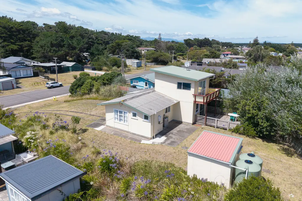 161 Kahukura Avenue, Waitarere Beach, Horowhenua, Manawatu-Wanganui