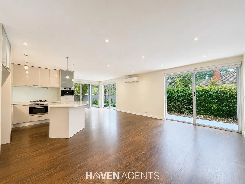 GROUND FLOOR THREE BEDROOM APARTMENT LIVING WITH GARDEN TERRACES! || HAVEN AGENTS
