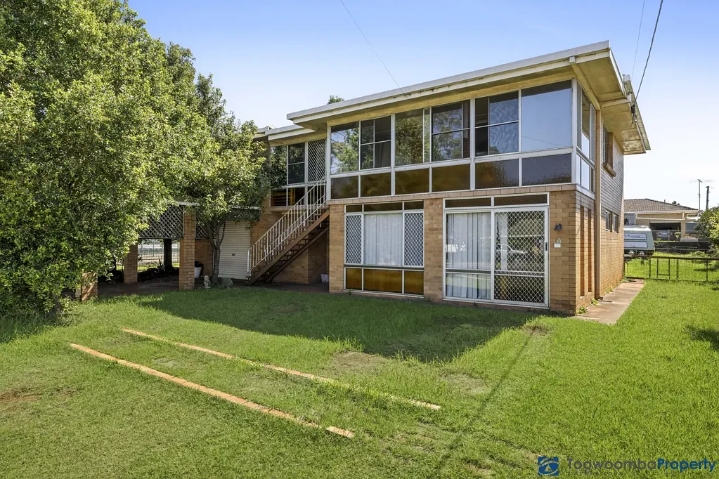 5 Mottram Court, Wilsonton, QLD 4350