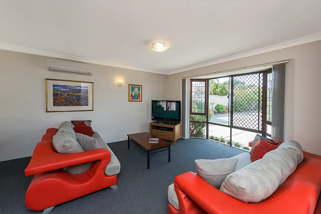 FEATURE PACKED FAMILY HOME @$850 per week