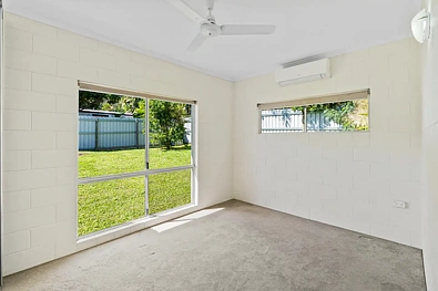 10 Talasea Street, Trinity Beach, QLD 4879, 4 slaapkamers, 1 badkamers, House