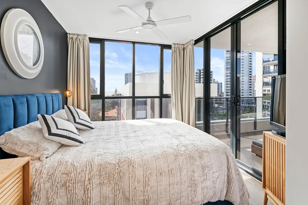 Broadbeach 2ਬੈੱਡਰੂਮ PRICE REDUCED - BE QUICK! PRIME BROADBEACH APARTMENT WON'T LAST!