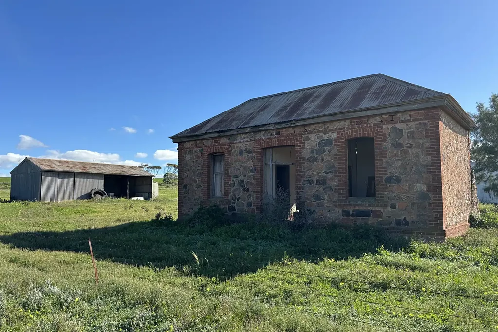 Cowell  Opportunity Awaits on the Eastern Eyre Peninsula