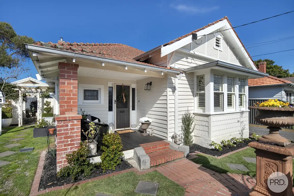 Newington 3침실 Timeless Character, Elegant Style & An Enviable Lifestyle