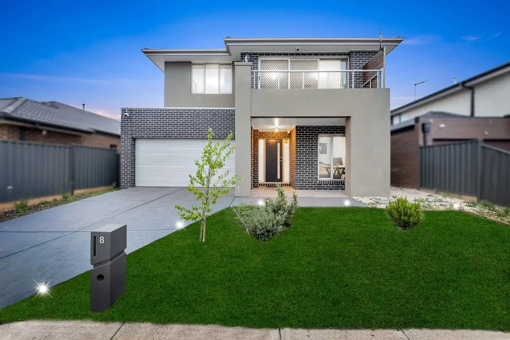 8 Clear Drive, Tarneit, VIC 3029