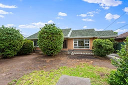 10 Sherwood Avenue, Windsor Gardens
