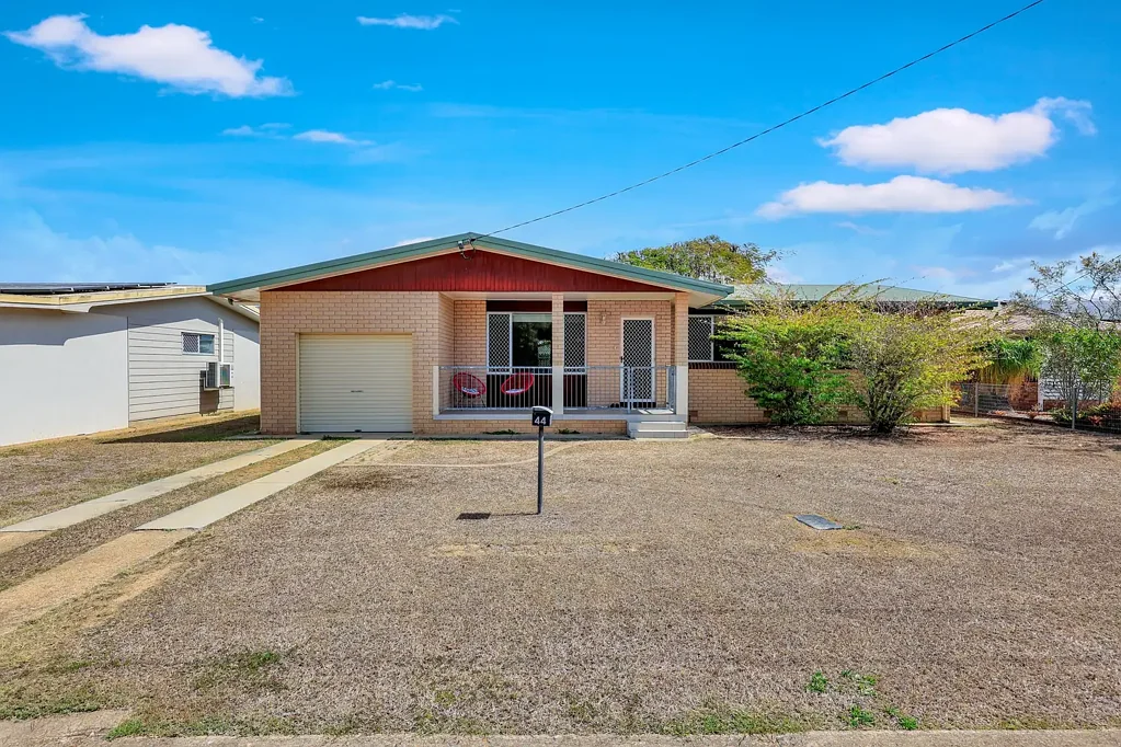Kepnock 3Zimmer Solid Brick Home with Shed & Investment Appeal