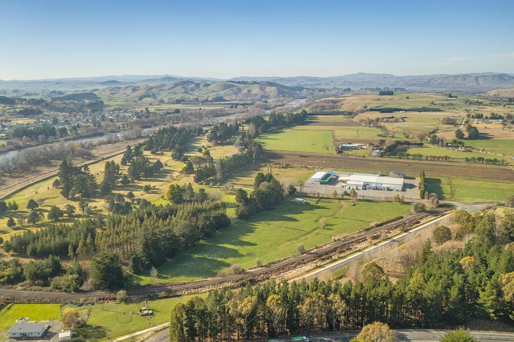 Waipawa  No Covenants, and Consented Shed