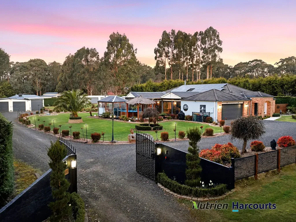 Kinglake West 4房  Serene Rural Setting