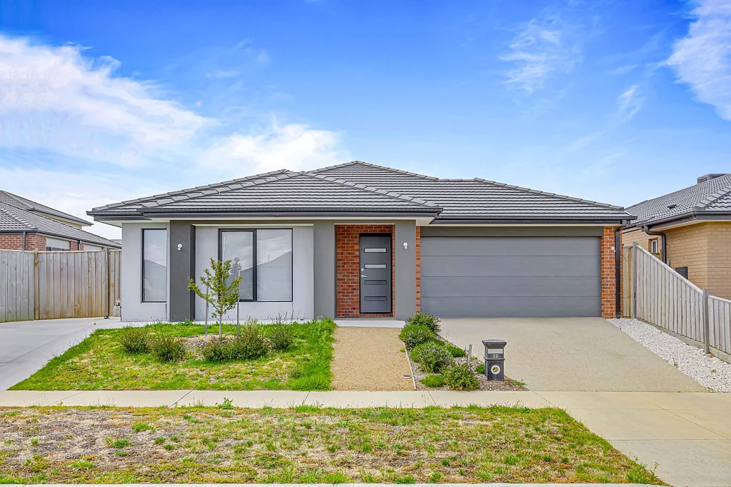 32 Valberg Street, Winter Valley, VIC 3358